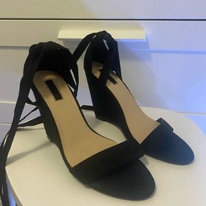 Forever 21 Black Wedges